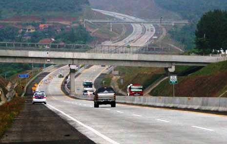 Tarif Tol Naik Sekitar 10% pada September 2013